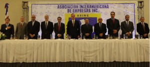 Abinader ante empresarios 1