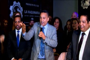 Maquinaria%20conferencia%20de%20prensa.mp4.Still003