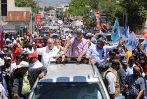 Abinader caravana Santiago