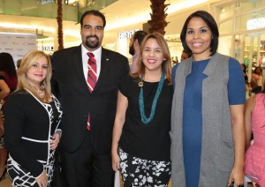 Annerys Ayala, Kenneth Martínez, Mariel de Ruiz y Lin Briceño.