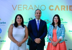 Hellen Villar, Dennis Simó y Margaret Mora.