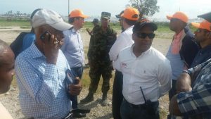 Equipo de dominicanos en Haití.