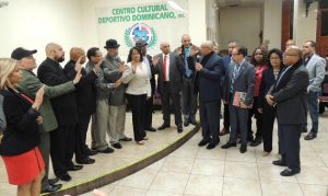 Juramentación de los miembros de la mesa de trabajo.