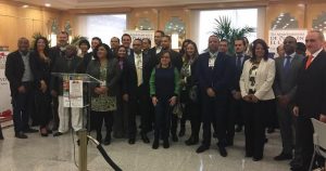 Expositores que ofrecen distintos proyectos inmobiliarios y turísticos de RD.