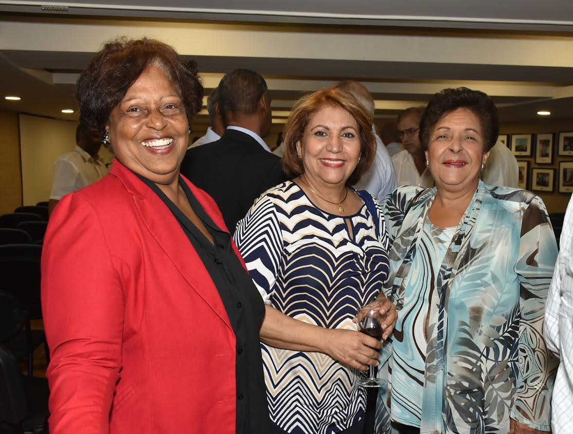 Josefina Céspedes Sierra, Melkis Guzmán y Leda Uribe Matos