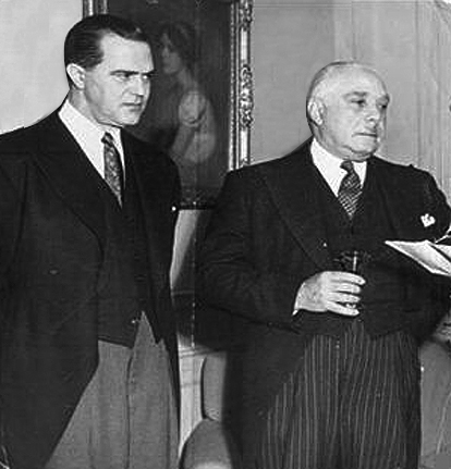 Manuel de Moya Alonso y el generalísimo Rafael L. Trujillo (1955)